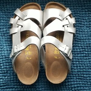 Birkenstock pisa sandals